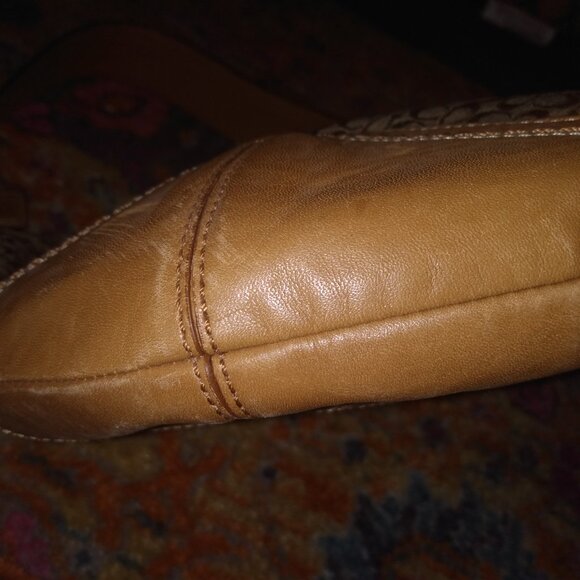 Coach Shoulder Bag - Picture 15 of 16